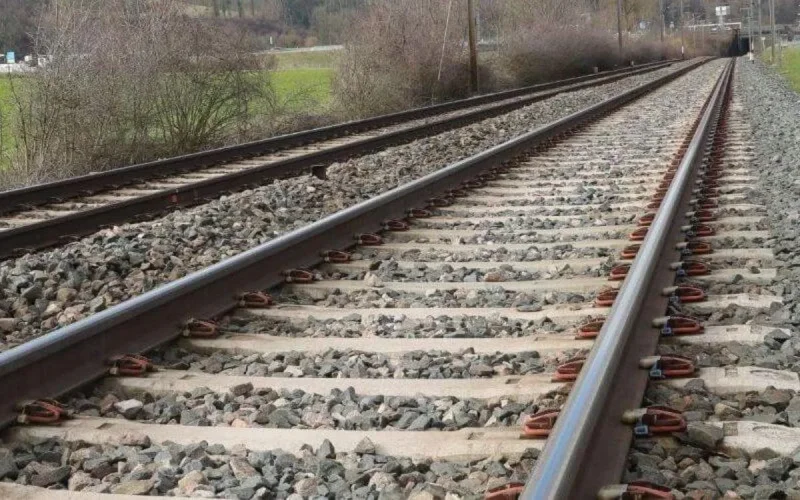 Macabre découverte sur une voie ferrée à Fès 