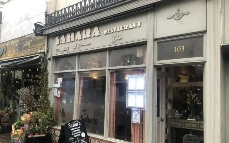 Royaume Uni : un restaurant marocain offre des repas aux SDF