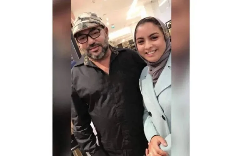 Une photo de Mohammed VI à Paris fait le buzz 