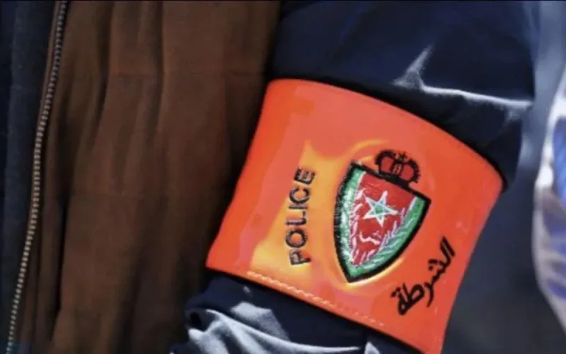 Quatre individus jugés pour escroquerie financière et piratage de cartes de paiement 