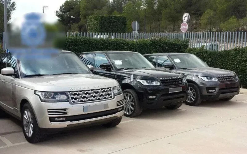 Un Marocain recherché par Interpol pour trafic international de voitures