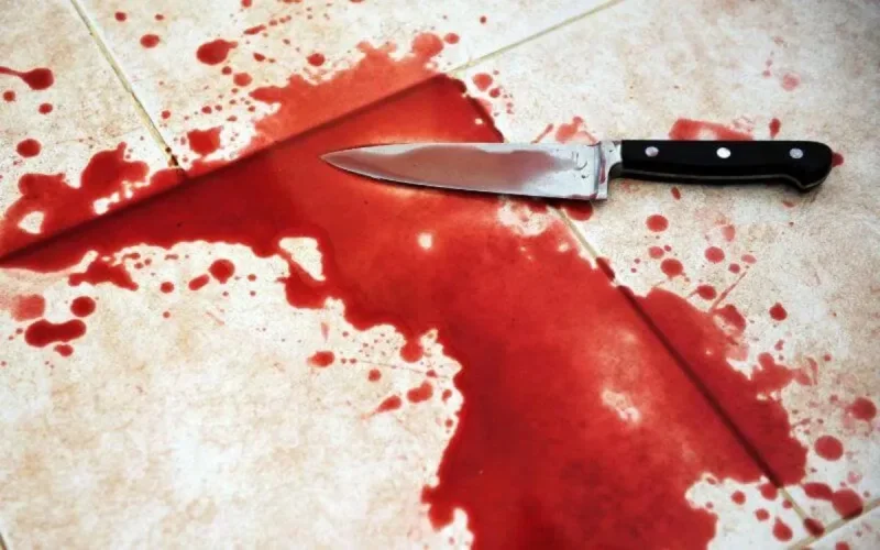 Marrakech : une jeune femme tente d'égorger son compagnon en pleine rue
