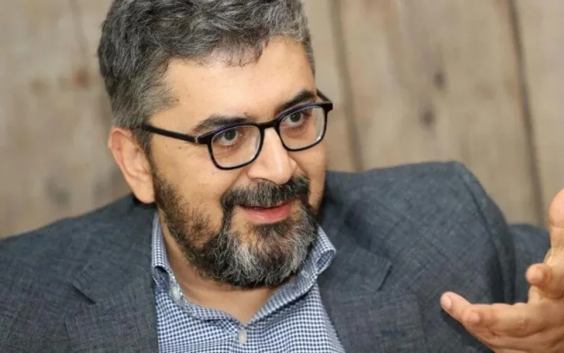 « Le voile est une serpillère », Mohamed Sifaoui maintient ses propos (vidéo)