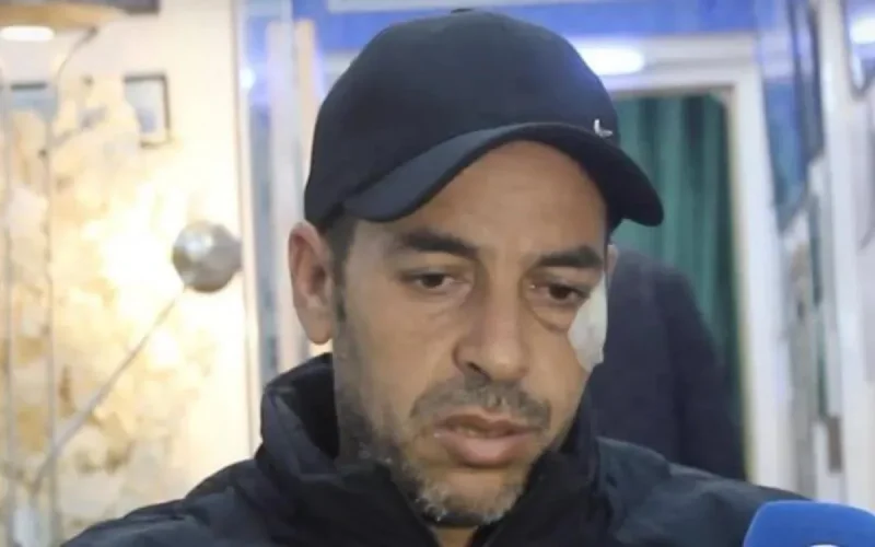 Tanger : deux individus humilient un agent d'entretien (vidéo)