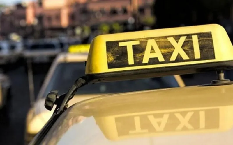 Maroc : des taxis transportent gratuitement des malades