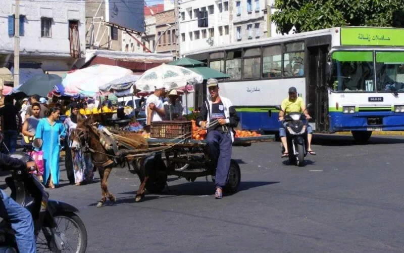 Les marchands ambulants, un casse-tête pour les autorités