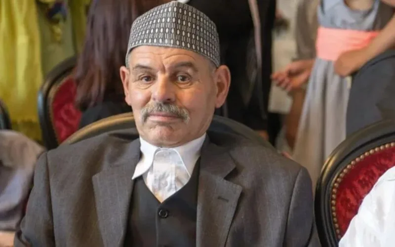 Ils plaident pour le rapatriement de leur père, "une personne à risque", bloqué au Maroc