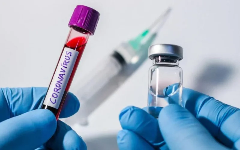 Covid-19 : des vaccins en essai clinique dans le monde entier (OMS)