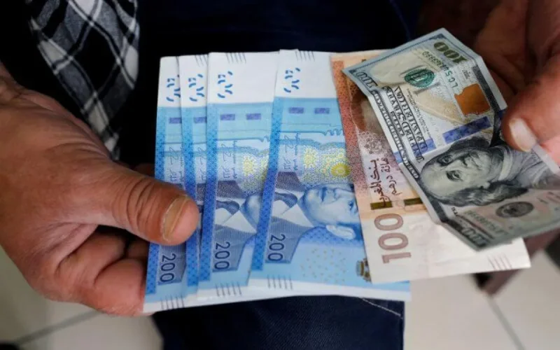Le dirham prend de la valeur face à l'euro et au dollar