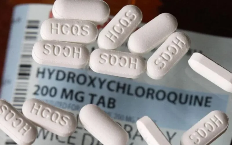 Coronavirus : l'OMS autorise à nouveau le traitement à l'hydroxychloroquine