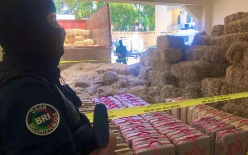 Maroc : deux douaniers arrêtés pour trafic de drogues