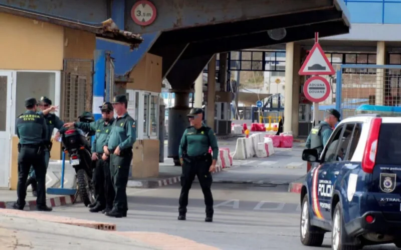 Bloquée à Fnideq depuis mars, une famille retourne enfin à Ceuta
