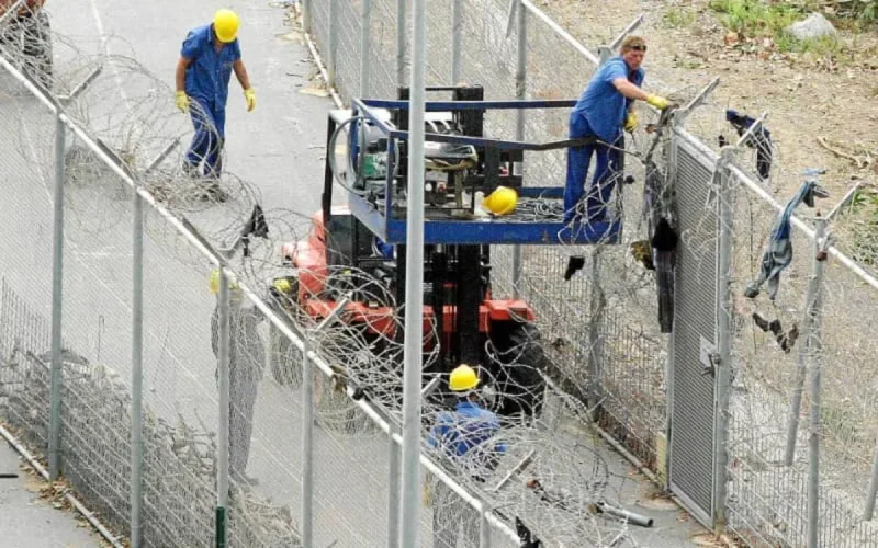 Frontière Ceuta-Maroc : les travaux de rénovation de la clôture avancent à grands pas
