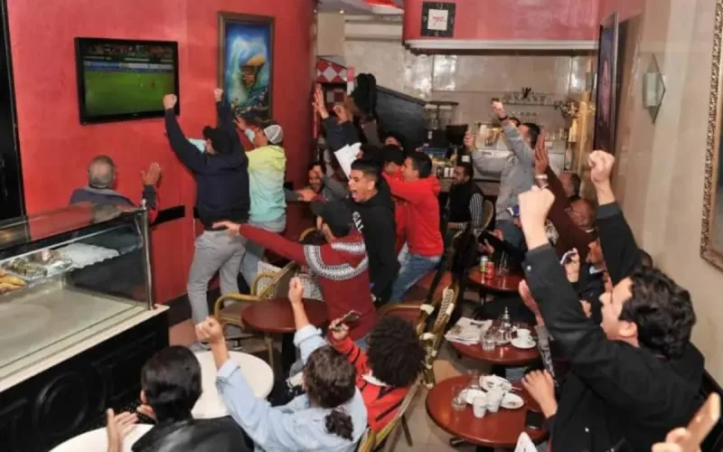 Il est désormais interdit de regarder des matchs dans les cafés à Casablanca