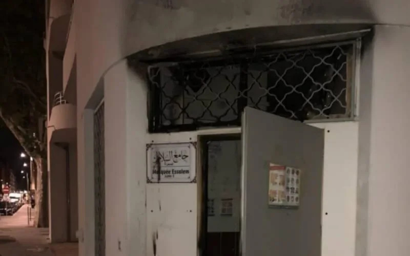 Incendies des mosquées : le CCIF exige le plan de sécurisation des lieux de culte