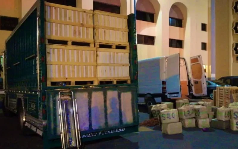 Treize tonnes de drogue saisies par la police à Casablanca