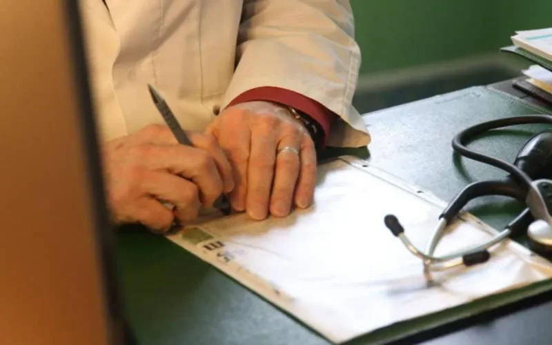 France : vers la pénalisation de la délivrance des certificats de virginité