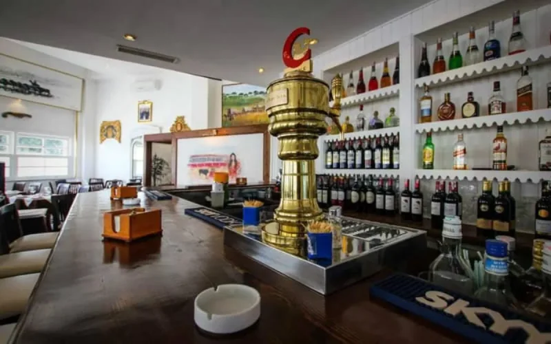 Une vingtaine de restaurants fermés à Casablanca