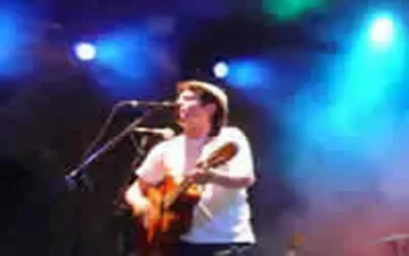Khalid Izri en concert à Bruxelles