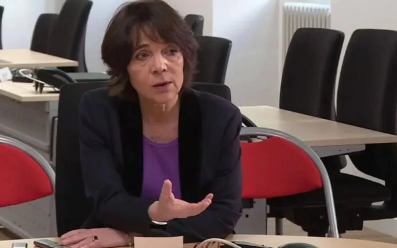 France : 1 500 euros de dommages et intérêts pour avoir refusé de serrer la main à une femme