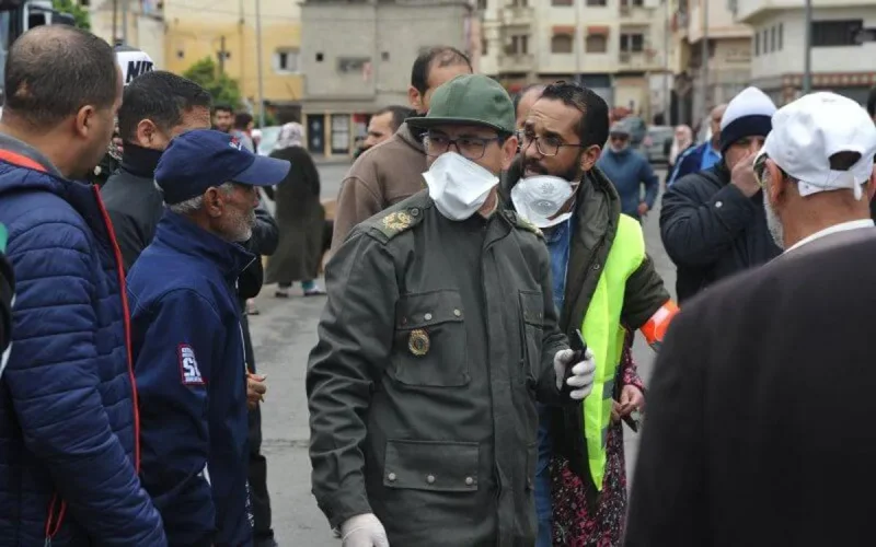 Covid-19 : les contaminations en légère baisse et record de décès au Maroc