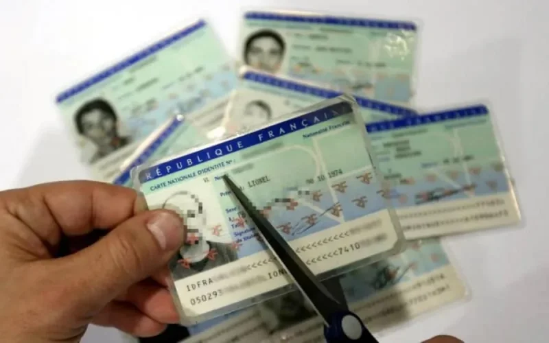 Près de 100% des Français sont pour la déchéance de nationalité et l'expulsion des fichés S