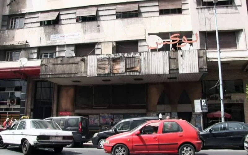 Entre dépotoir et destruction, le triste sort des cinémas de Casablanca