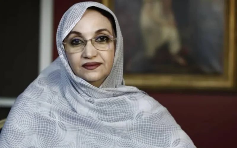 Positive au Covid-19, l'indépendantiste Aminatou Haidar empêchée d'embarquer sur Royal Air Maroc