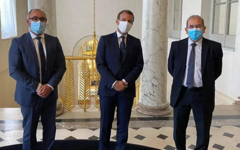 Emmanuel Macron attend des responsables musulmans une « charte des valeurs républicaines »