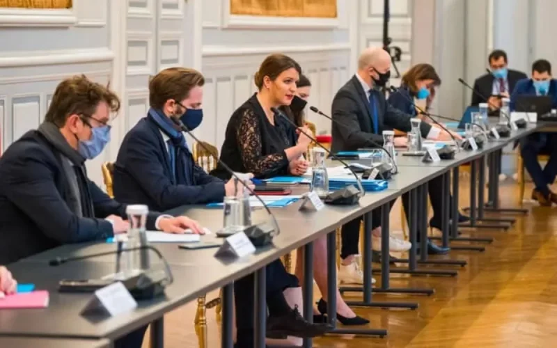 Comment la France compte lutter contre le cyber-islamisme