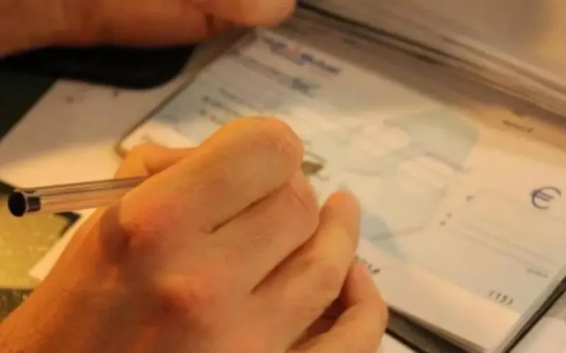 Maroc : le nouveau barème des chèques en bois sur la table du Parlement