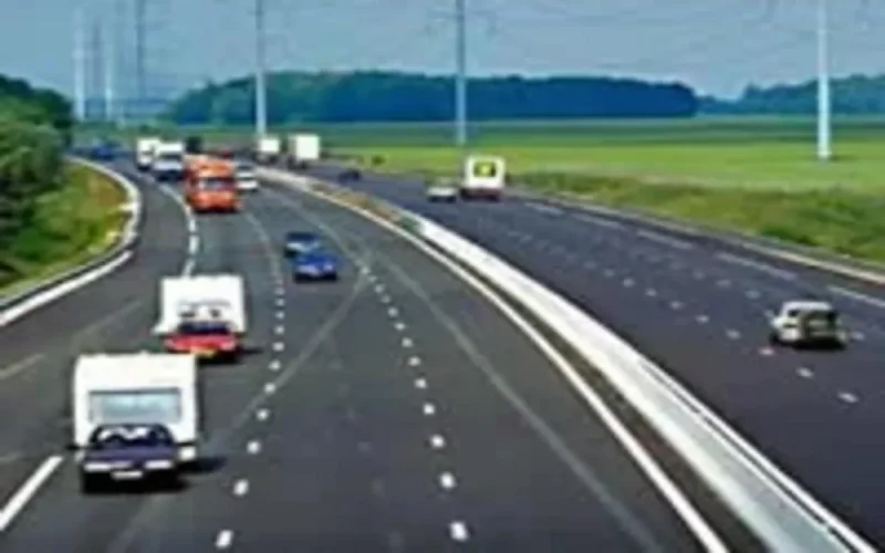 Des centaines de mre s'installent au Maroc