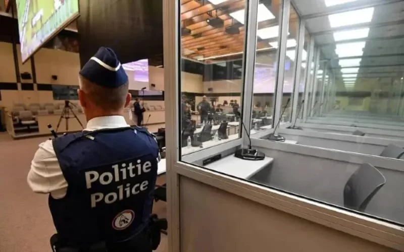 Attentats de Bruxelles : les accusés boycottent le procès