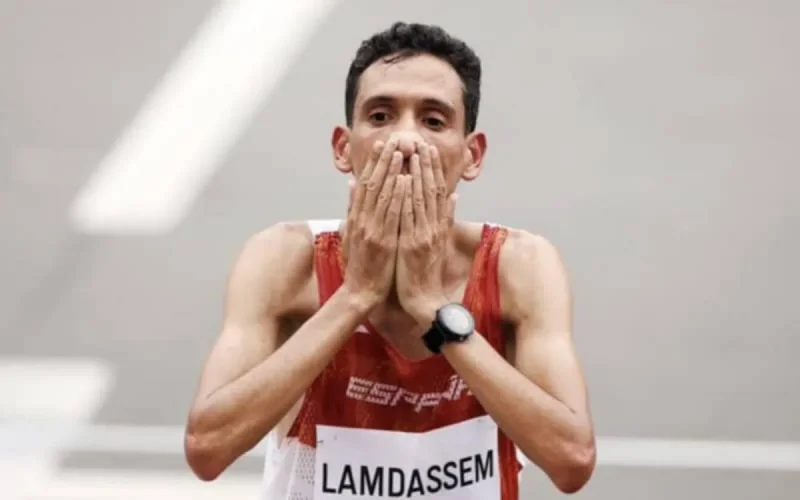 Ayad Lamdassem crée la surprise au marathon olympique