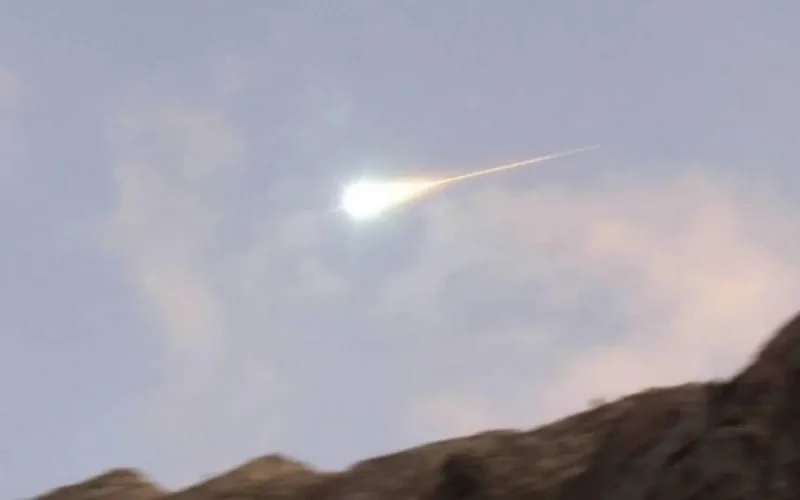 Une boule de feu aperçue dans le ciel marocain (vidéo)