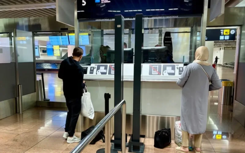 Aéroport de Bruxelles : ce qui attend les voyageurs marocains avec le nouveau système EES
