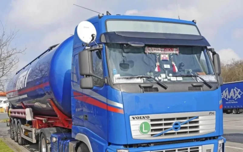 Drôme : un camion marocain bloque tout un village pendant plusieurs heures