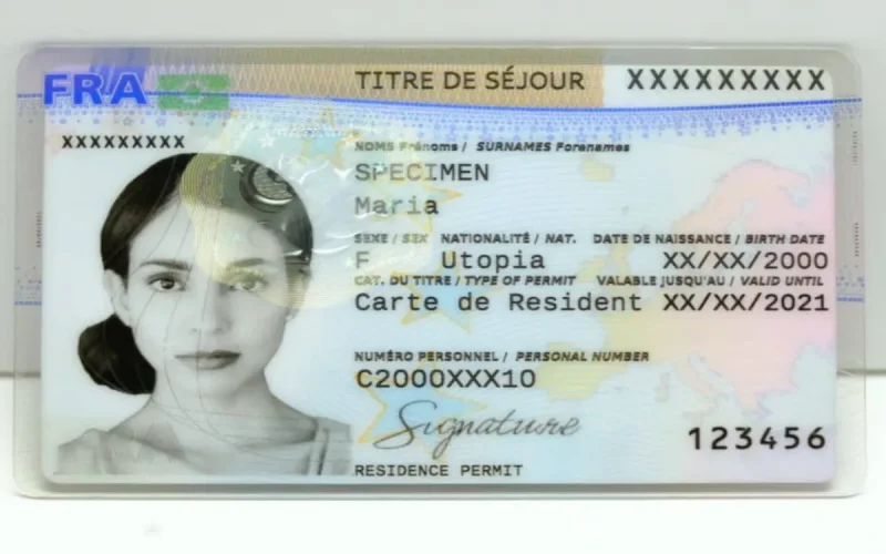 Le prix des titres de séjour en France augmente fortement