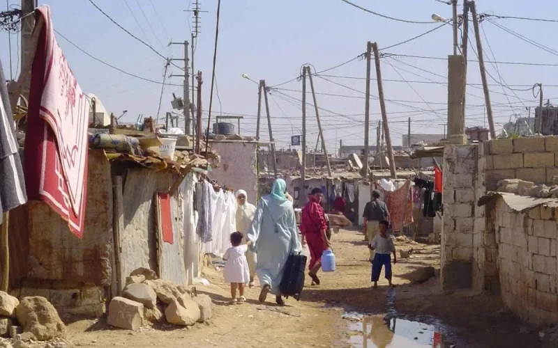 Casablanca : début de la démolition d'un bidonville près de la mosquée Hassan II
