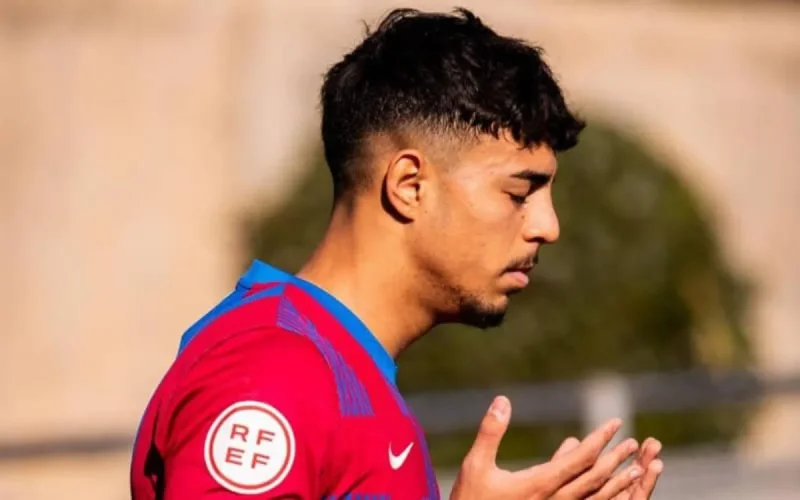 FC Barcelone : Xavi Hernandez convoque Chadi Riad pour le match contre Celta