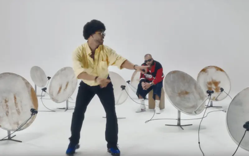 Un comédien algérien « lynché » après une chanson avec un Marocain