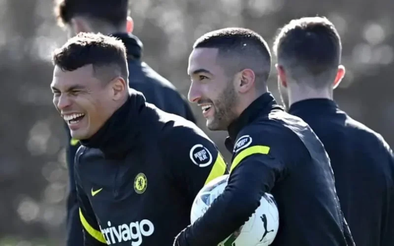 Chelsea, club de Hakim Ziyech, est à vendre