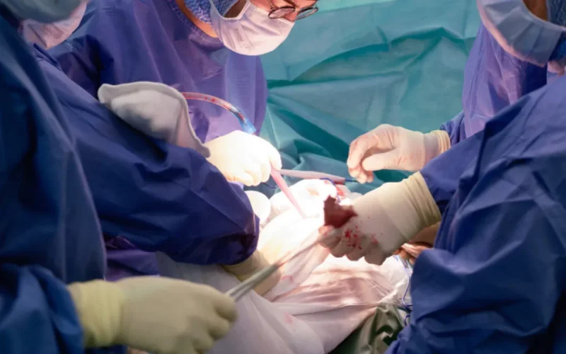 Il entre dans une clinique de Casablanca pour 15 000 dirhams, la facture grimpe à 170 000