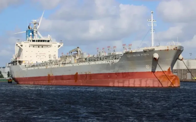 Collision entre deux pétroliers dans le détroit, près des eaux marocaines