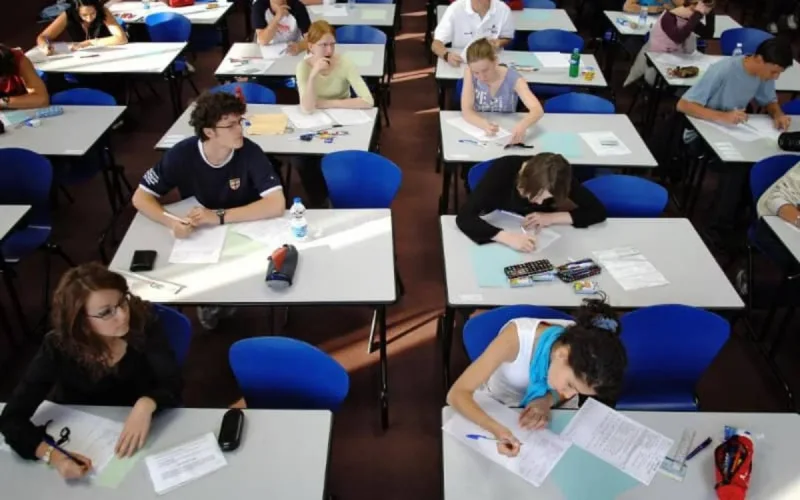 Concours : la France ouvre un centre d'épreuves à Rabat