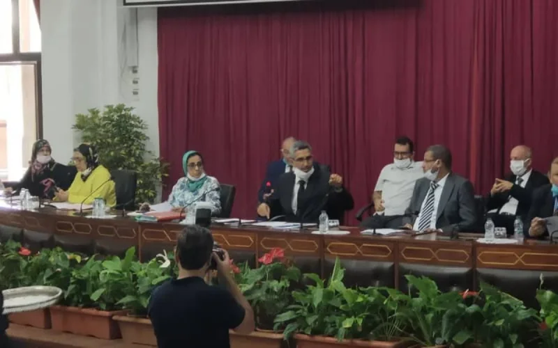 Maroc : combien touchent les maires et présidents de région ? 