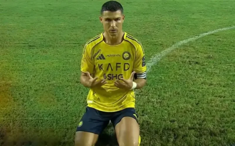 Cristiano Ronaldo : une "prière musulmane" en plein match