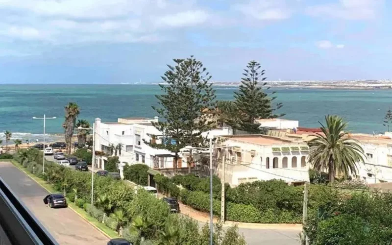 Dar Bouazza nettoie sa côte : adieu bâtiments illégaux et privatisation des plages