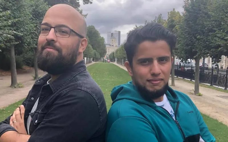 Deux coachs marocains ont le vent en poupe à Bruxelles