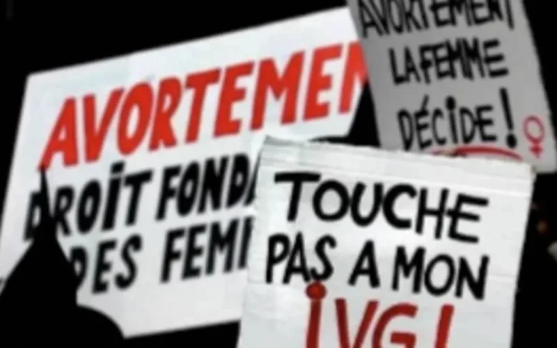 La mort d'une Marocaine de 14 ans relance le débat sur l'avortement